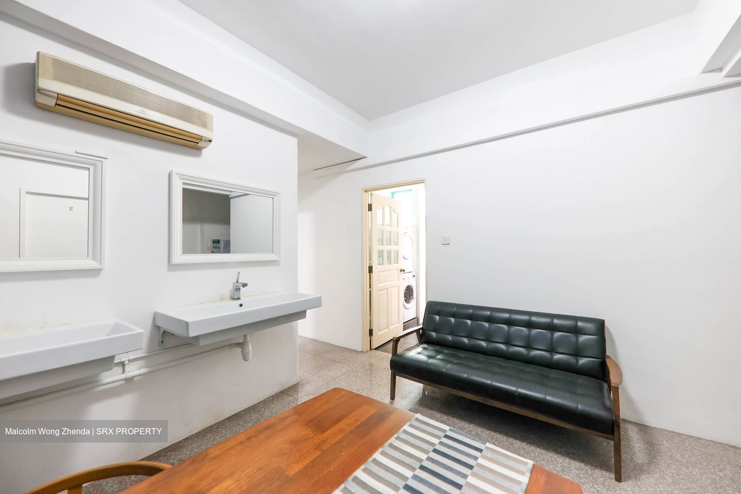 Wing Fong Court (D14), Apartment #569687891